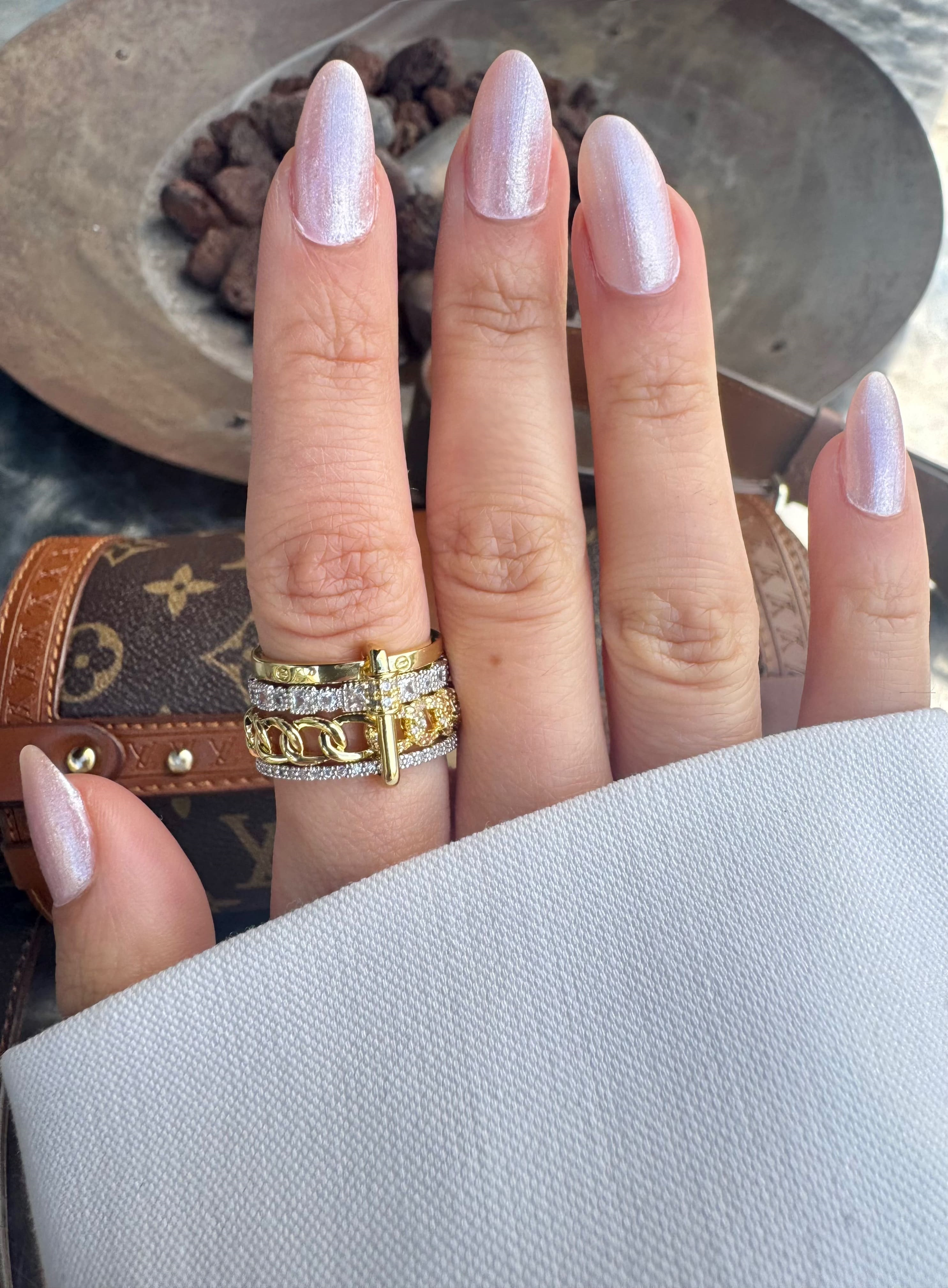 Taşlı Sarmal Spinelli Yüzük