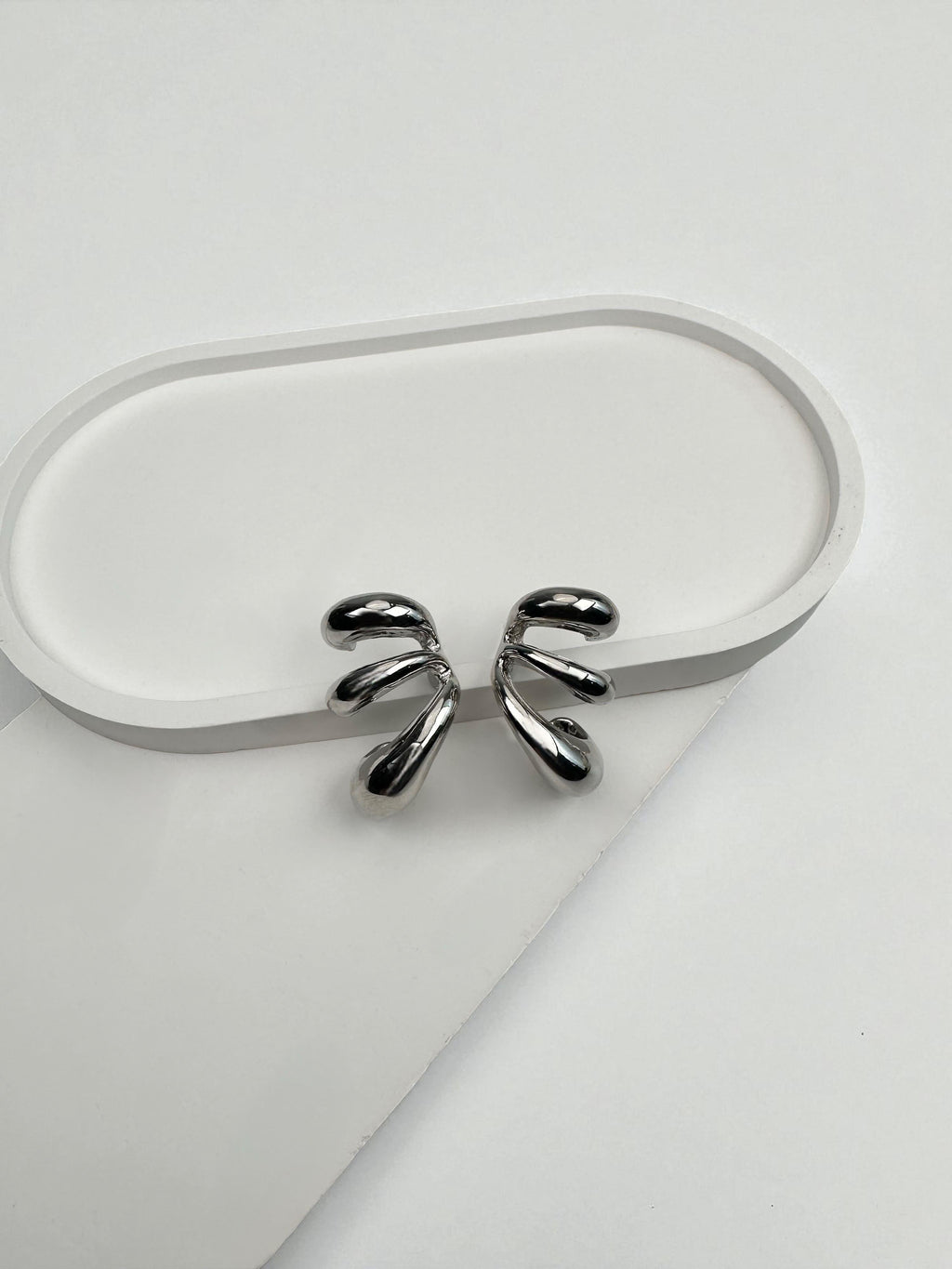 Üçlü Görünüm Gümüş Tasarım Küpe