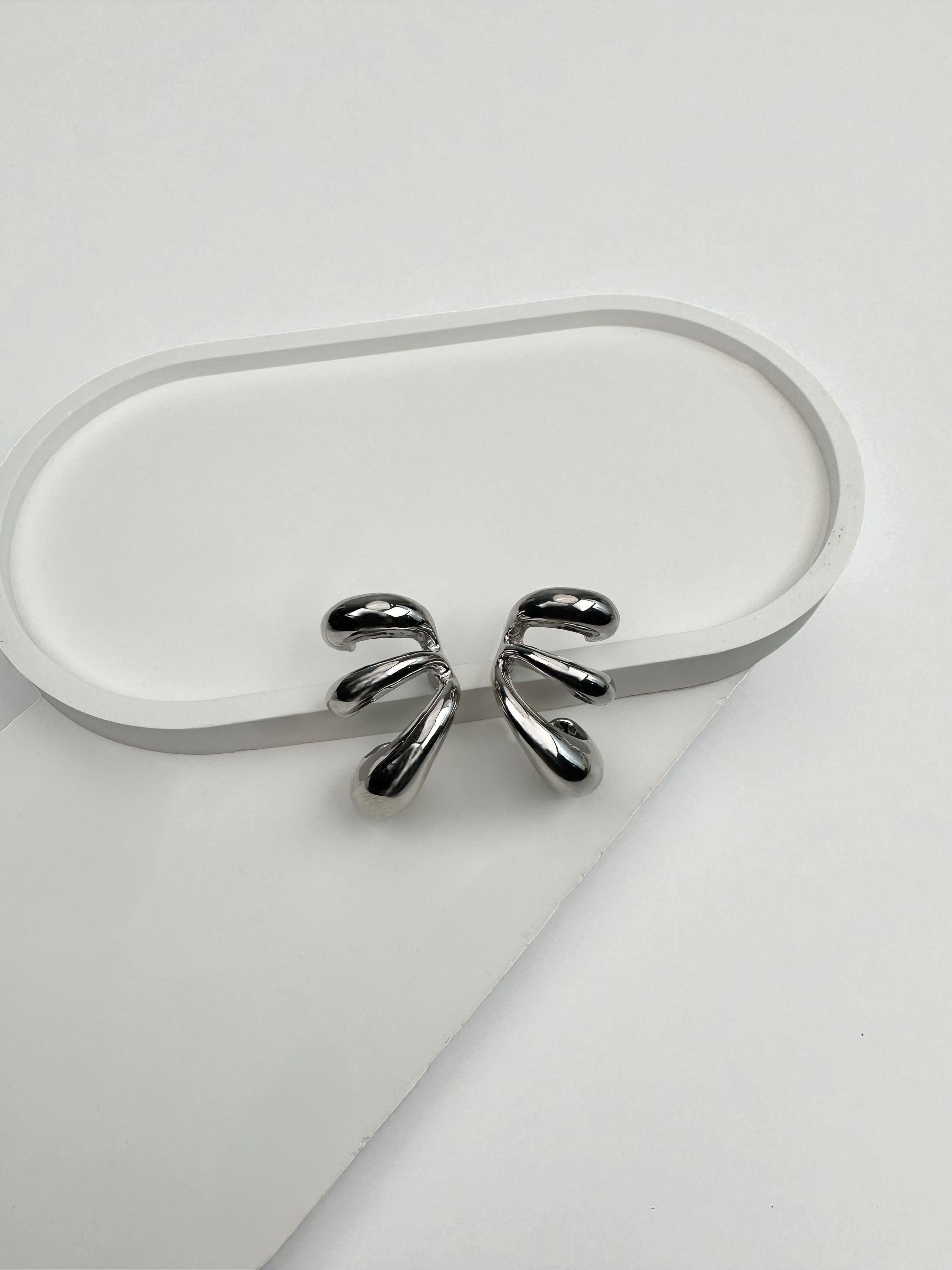 Üçlü Görünüm Gümüş Tasarım Küpe