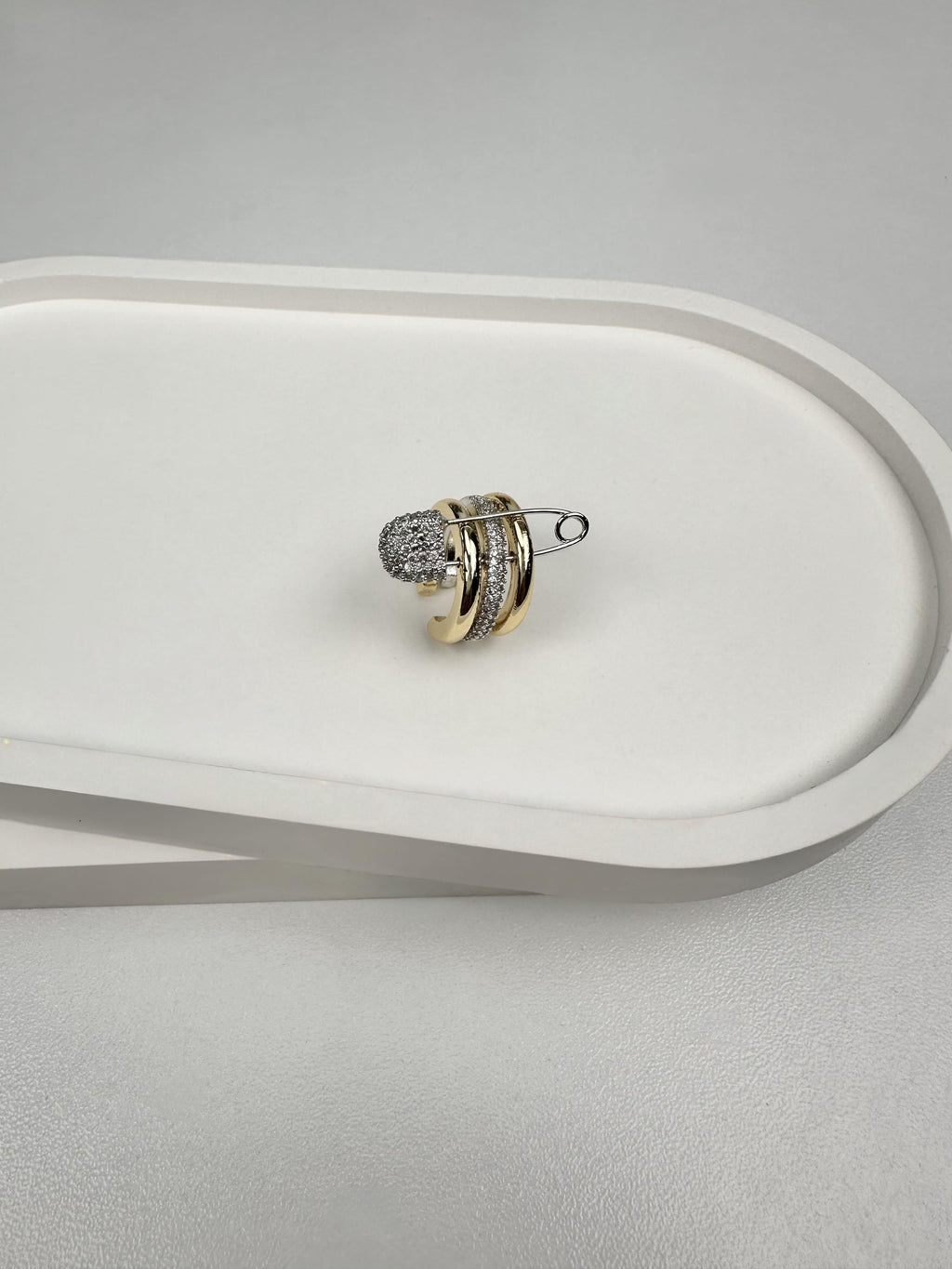 Üçlü Gümüş Çengel Tasarım Kıkırdak Küpe