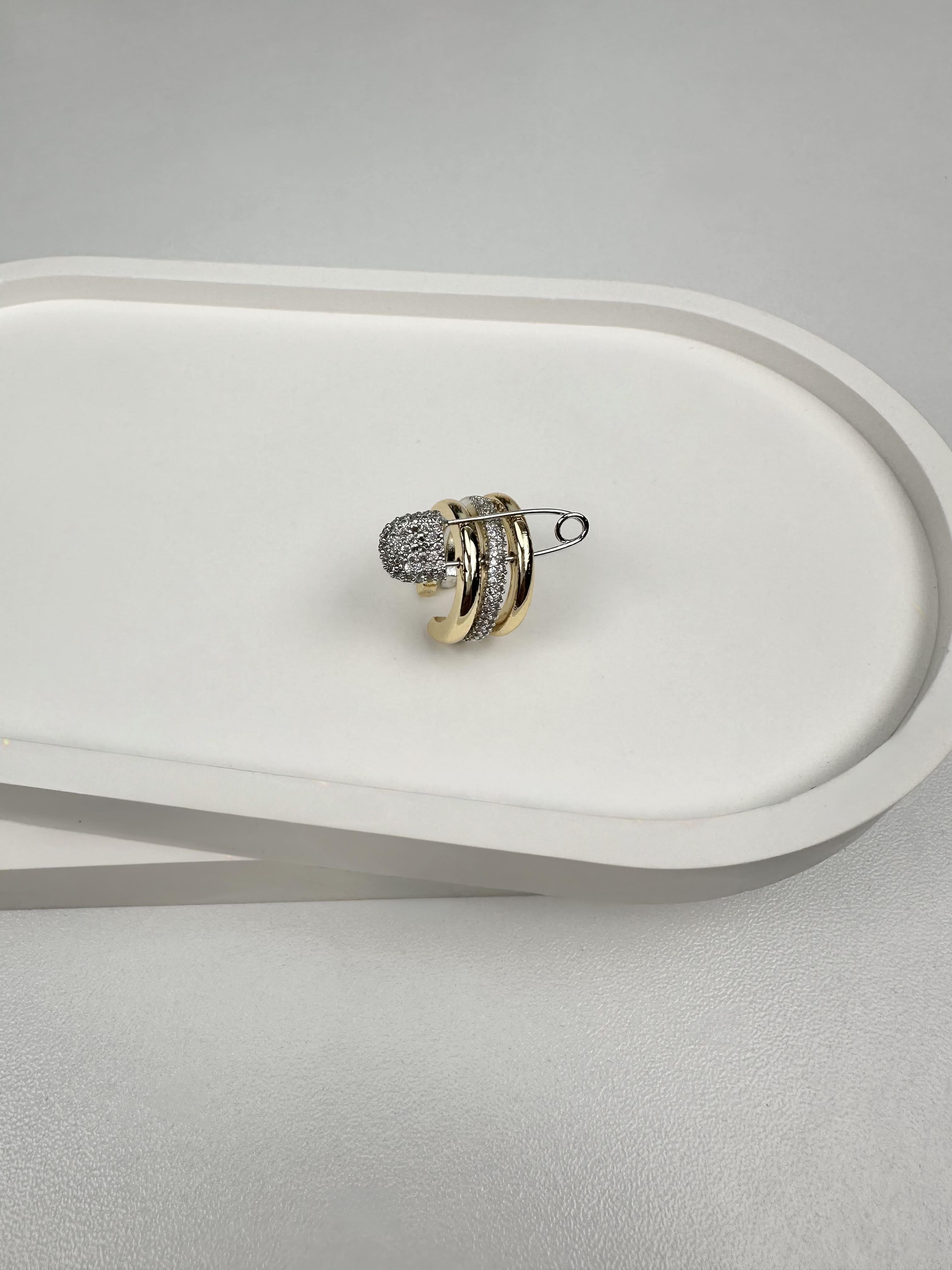 Üçlü Gümüş Çengel Tasarım Kıkırdak Küpe