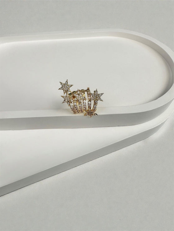 Yıldızlı Gold Tasarım Kıkırdak Küpe