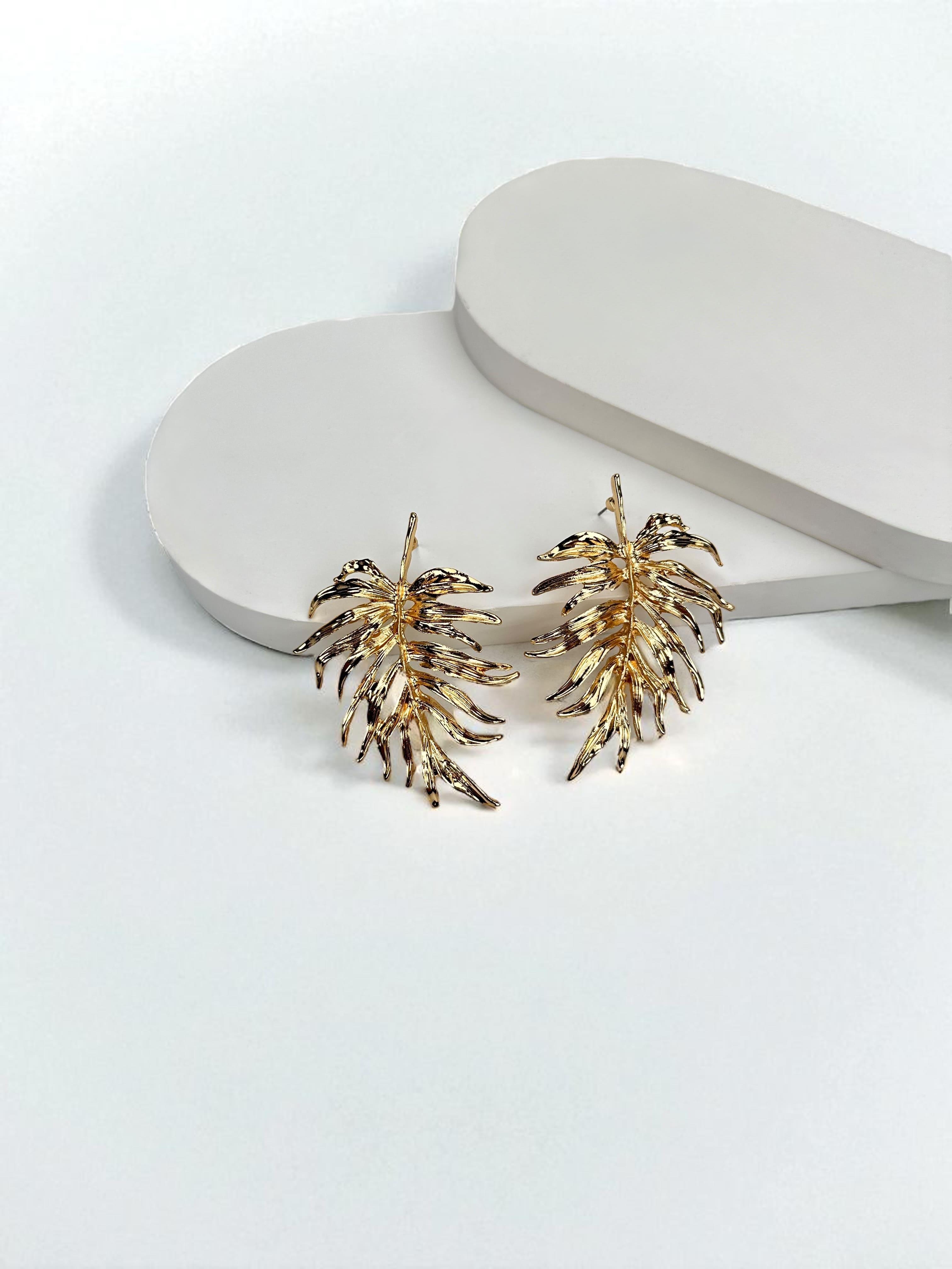 ZR Model Yaprak Tasarımlı Gold Küpe